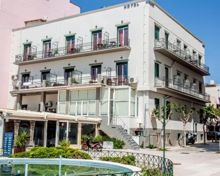 Hotel Plaza Lutraki