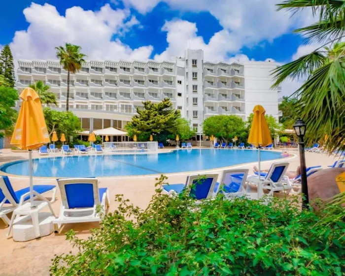 Hotel Papouis Protaras