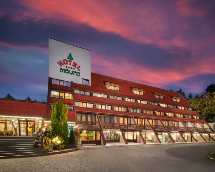 Moura &amp; Villas Borovets Mountain Relax SPA Hotel