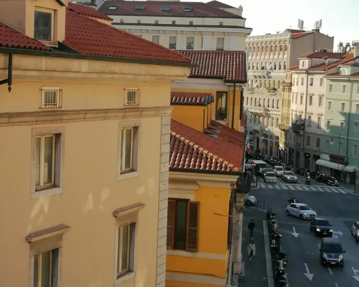 La Fermata Del Viandante Trieste