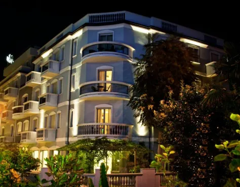 Hotel Sovrana Rimini