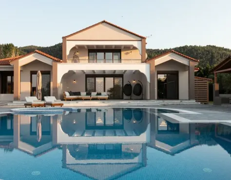 Epavli Alexandros Luxury Villa Vurvuru