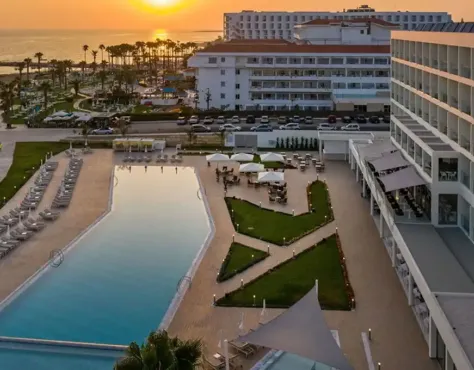 Hotel Louis Ivi Mare Paphos